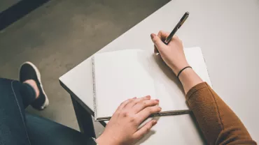 10 questions to ask yourself for your personal year-end review, self-reflection